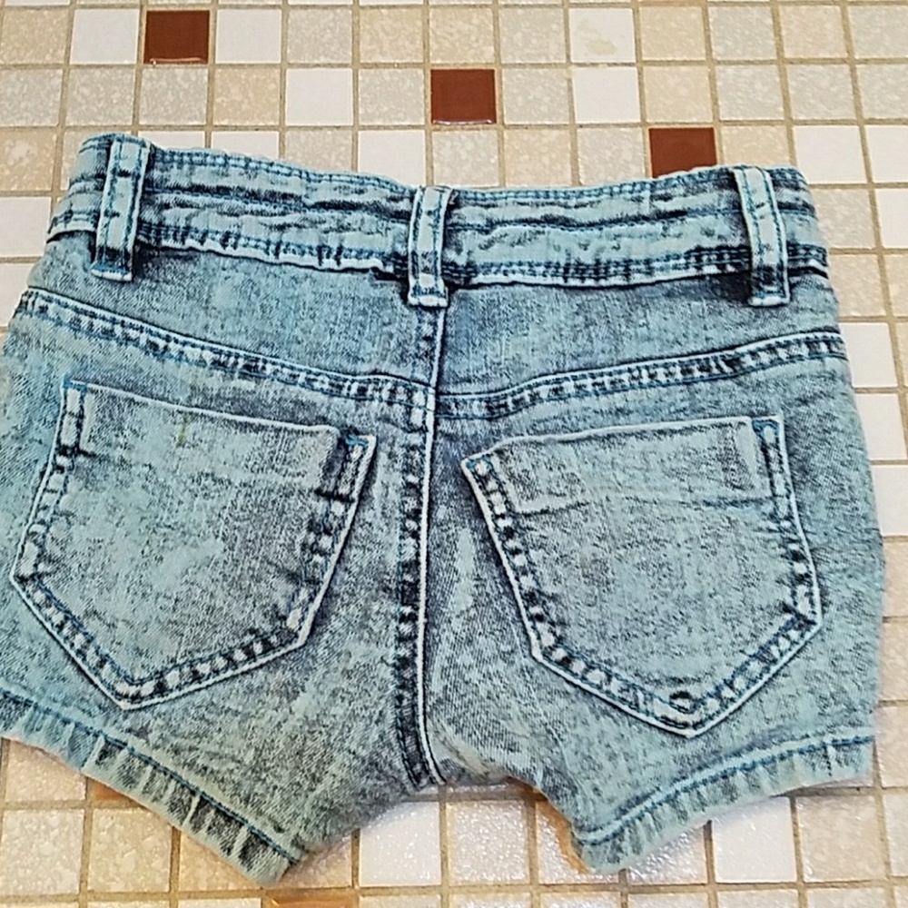 Jean shorts - Picture 3 of 3