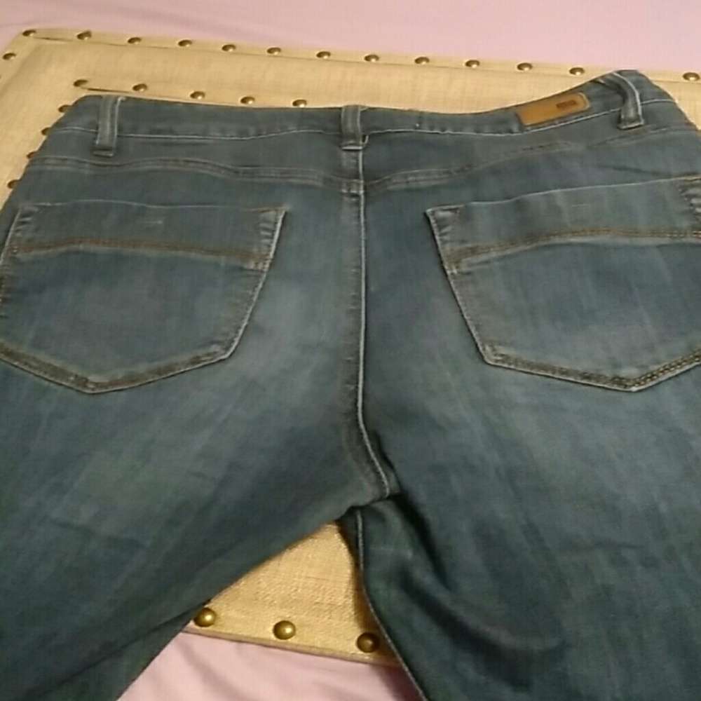 High waisted skinny jeans