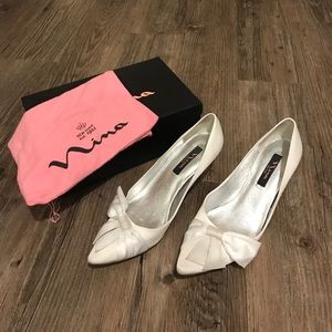 Nina Size 10 White Satin Heels 👠