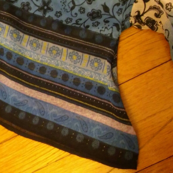 Floral Tunic Top - Picture 3 of 8