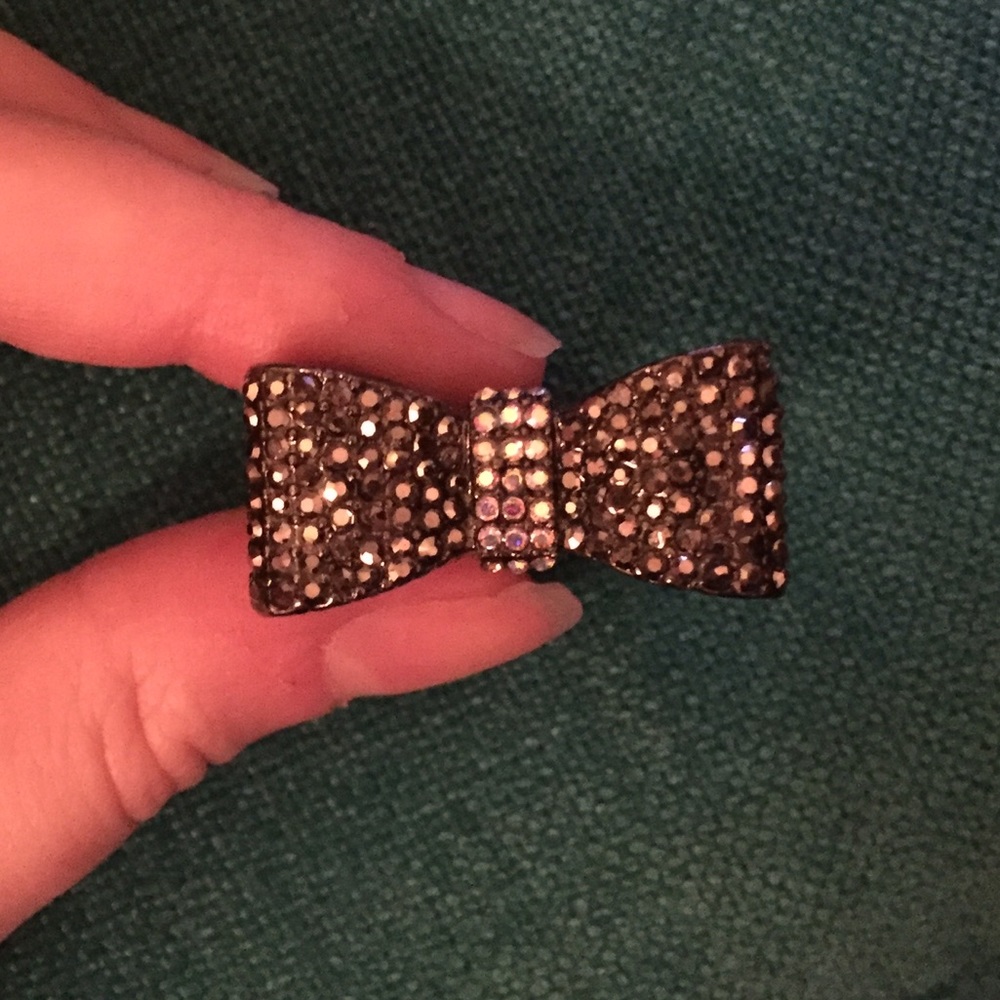 Jewelry - Picture 2 of 3