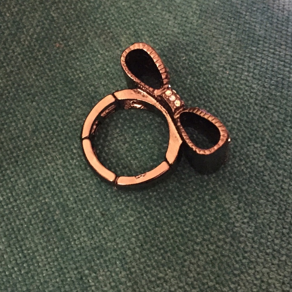 Jewelry - Picture 3 of 3