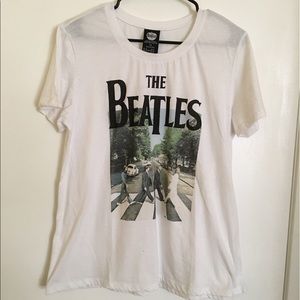 Abbey road Beatles tee!