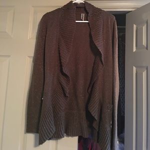 BKE Buckle army green sweater