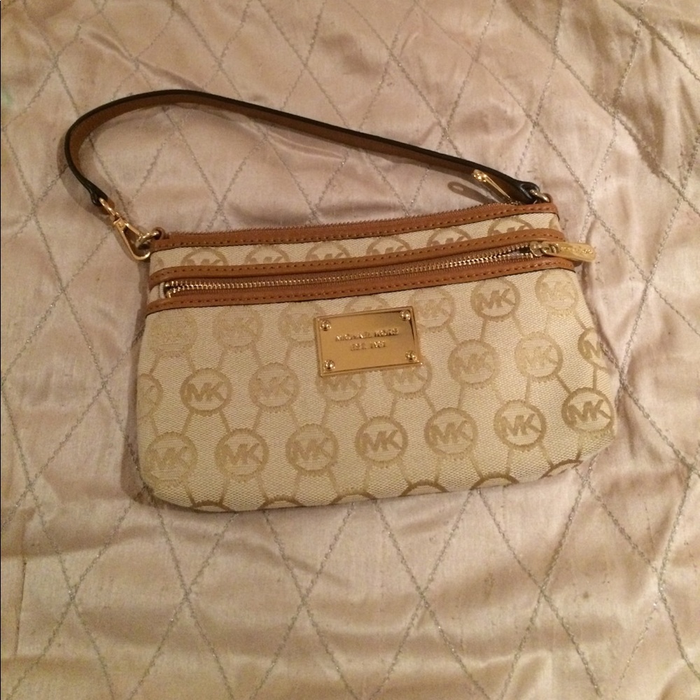 Michael kors small bag