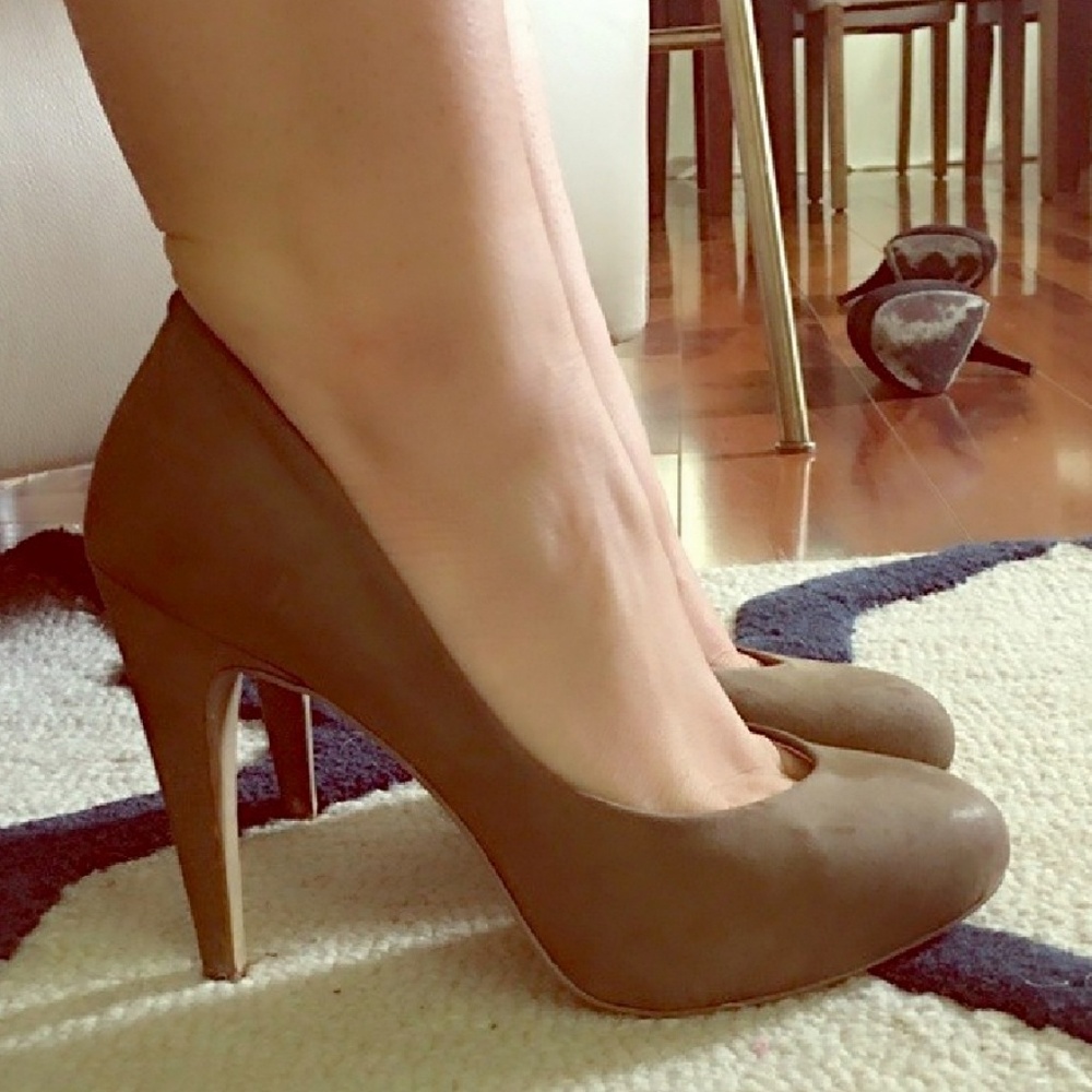 BCBG PUMP suede shoes - Picture 2 of 7