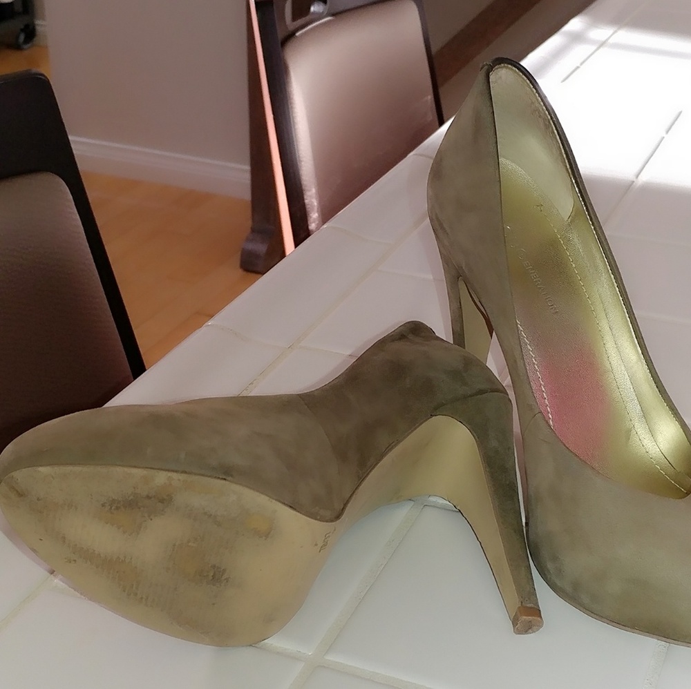 BCBG PUMP suede shoes - Picture 6 of 7