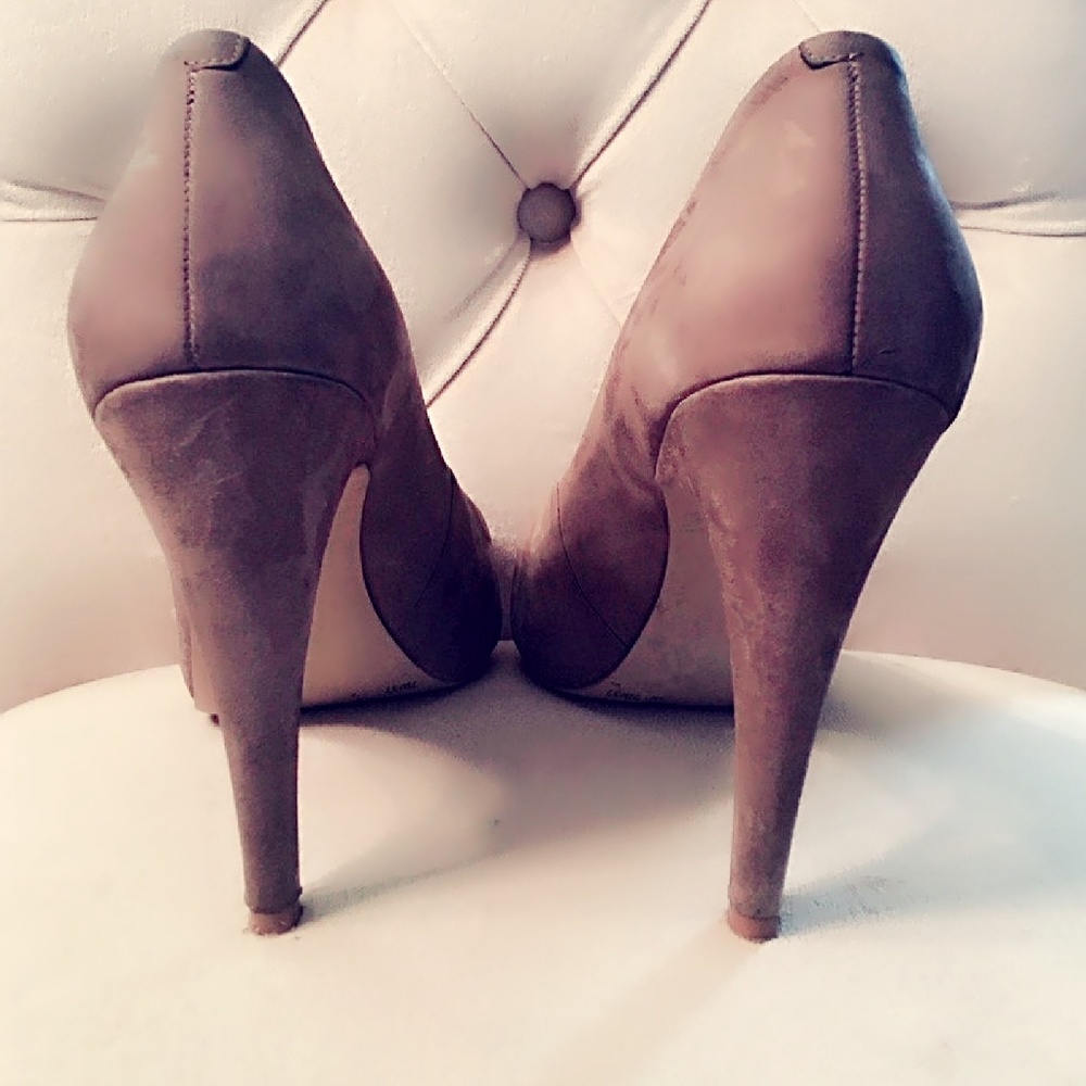 BCBG PUMP suede shoes - Picture 7 of 7