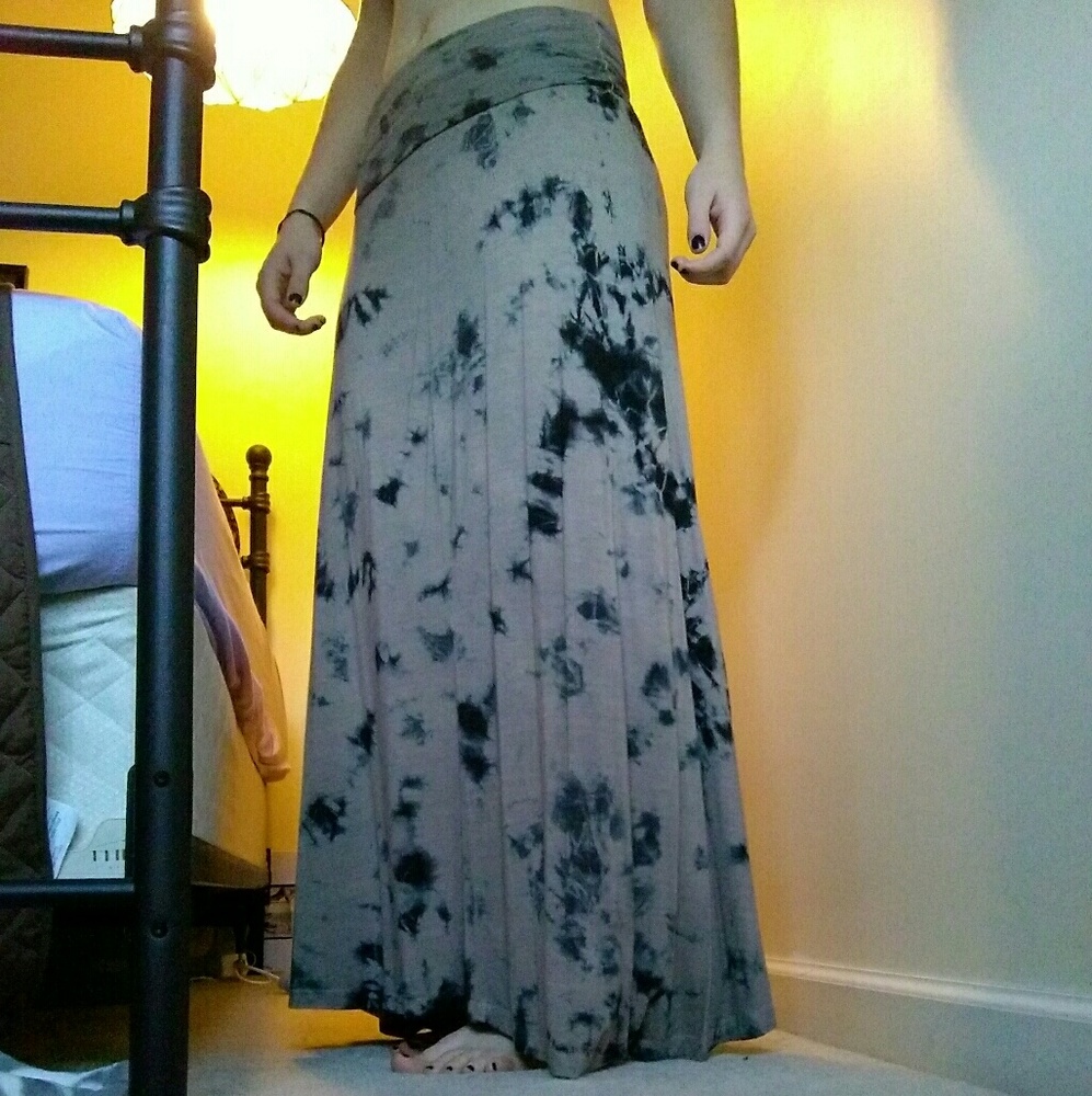 Maxi skirt - Picture 2 of 2