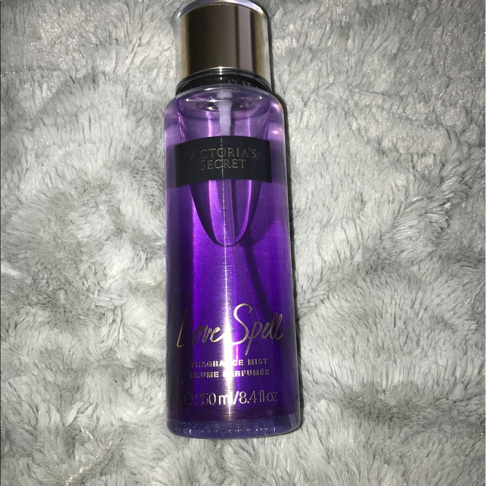 Victoria's Secret love spell mist