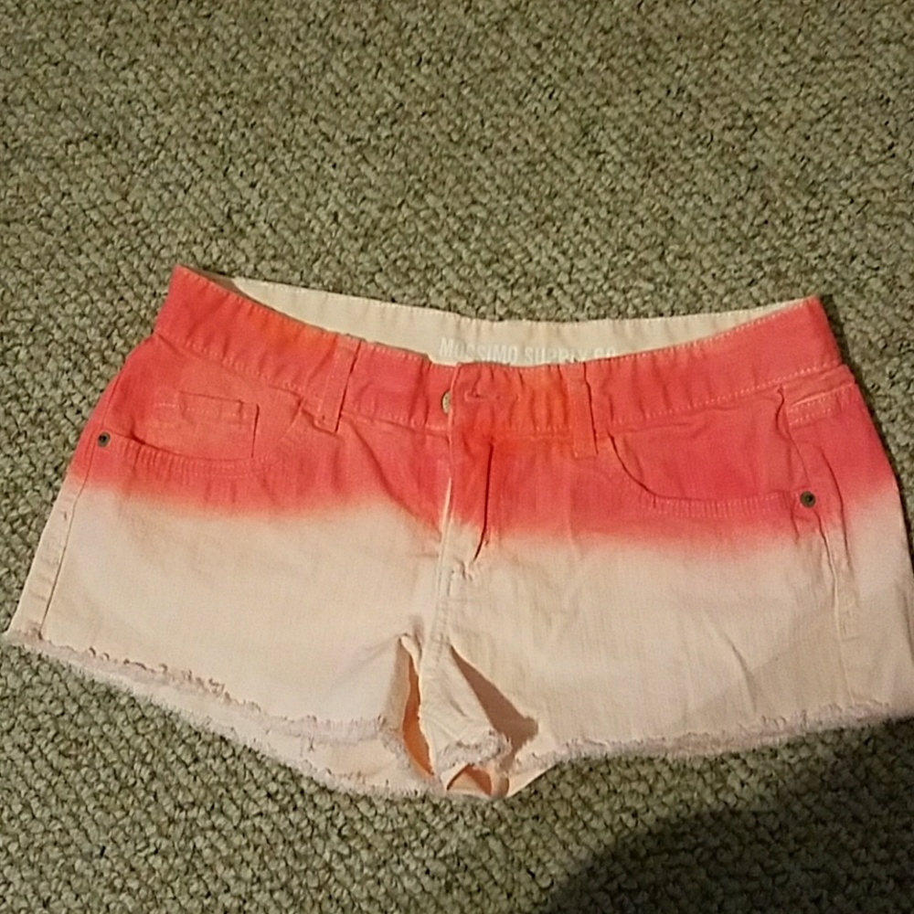 Coral shorts
