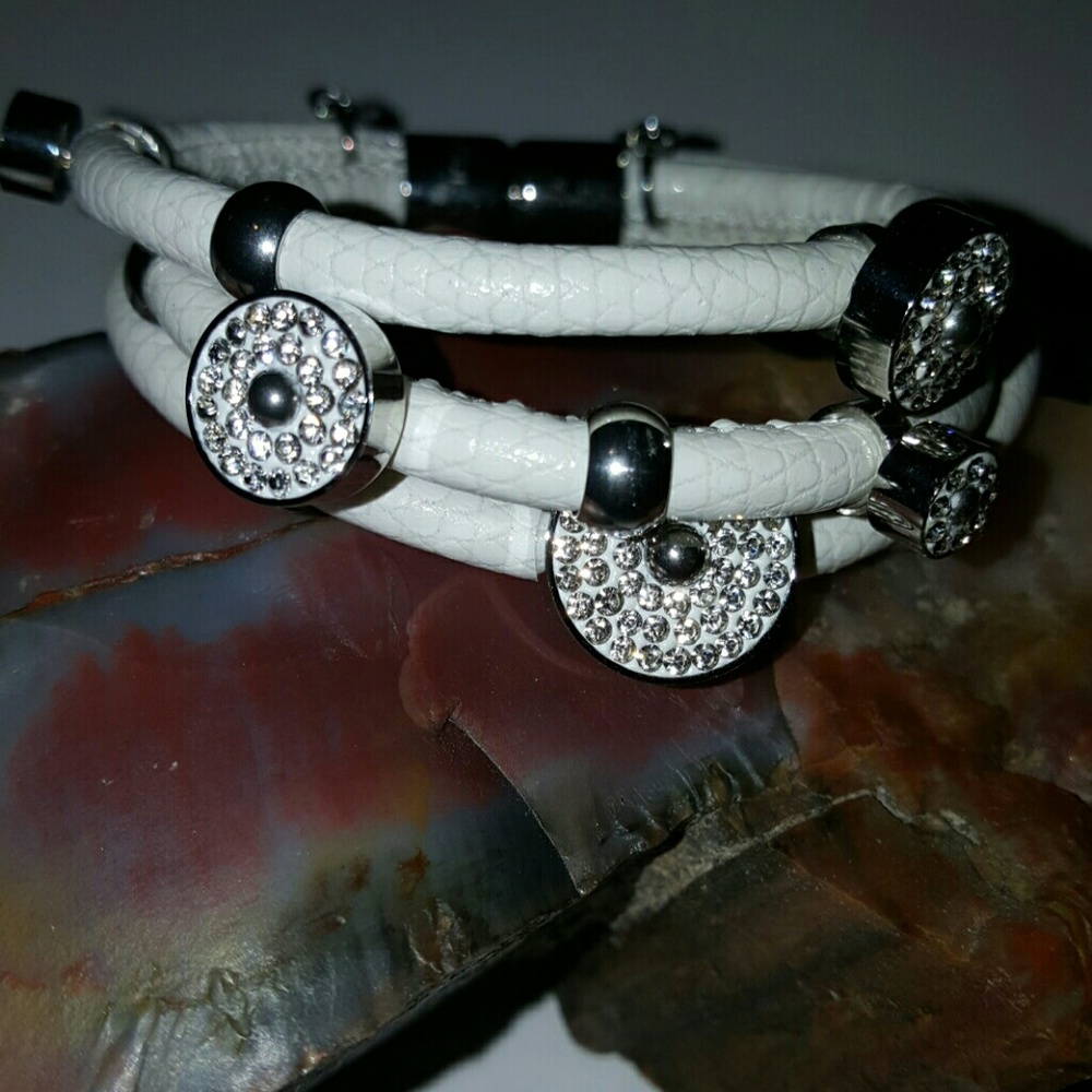Inox leather crystal bracelet