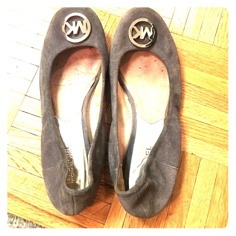 Michael Kors grey flats