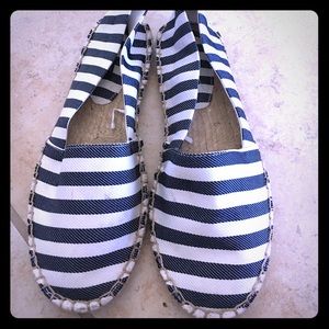 Forever 21 striped flats
