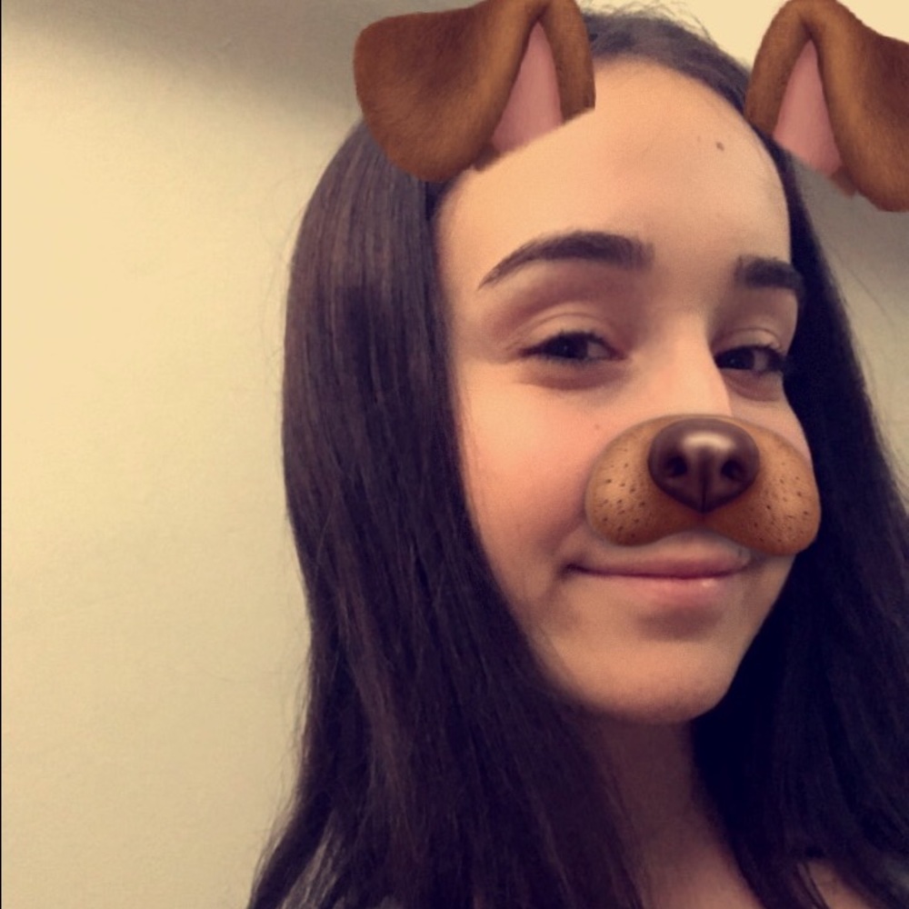 Meet your Posher, Julia