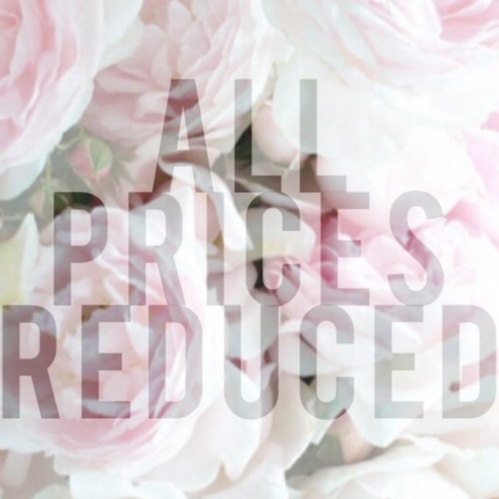 Just reduced all my prices! Make offers. 💕