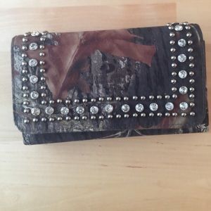 Mossy Oak Checkbook Wallet