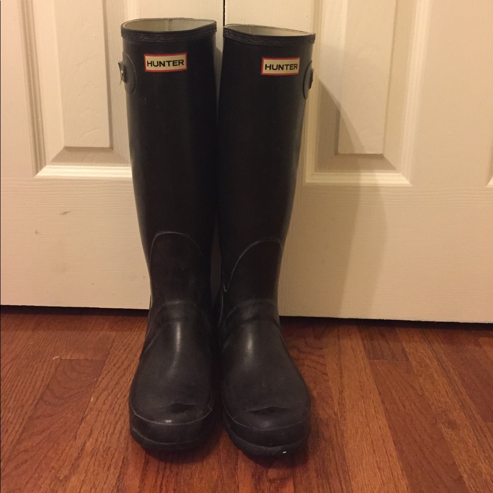Hunter Boots w/ fleece inserts!