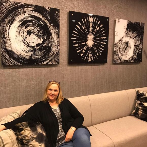 Meet your Posher, Catrina - Picture 1 of 1