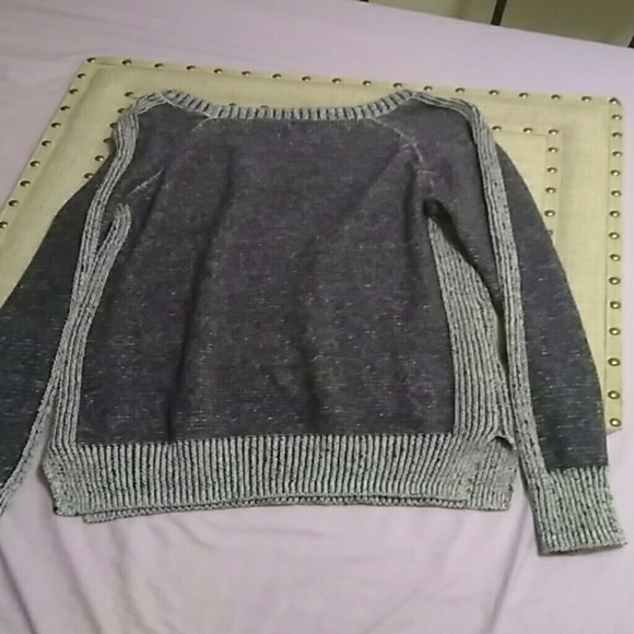 Sweater - Picture 2 of 3