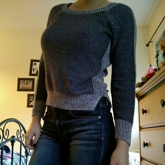 Sweater - Picture 3 of 3