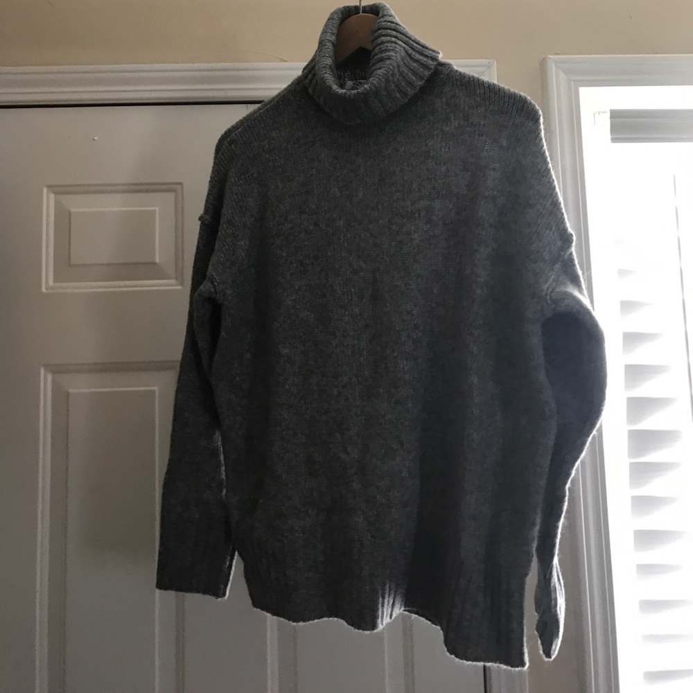 Brand new H&M oversized turtleneck