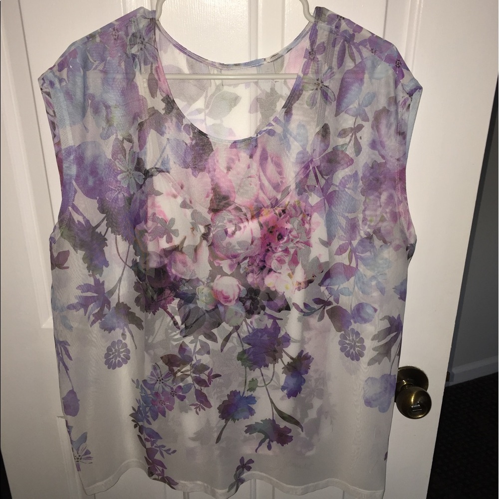 Two piece cap sleeve top