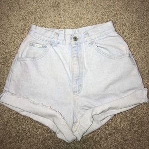 Light Wash Jean Shorts (Lee)