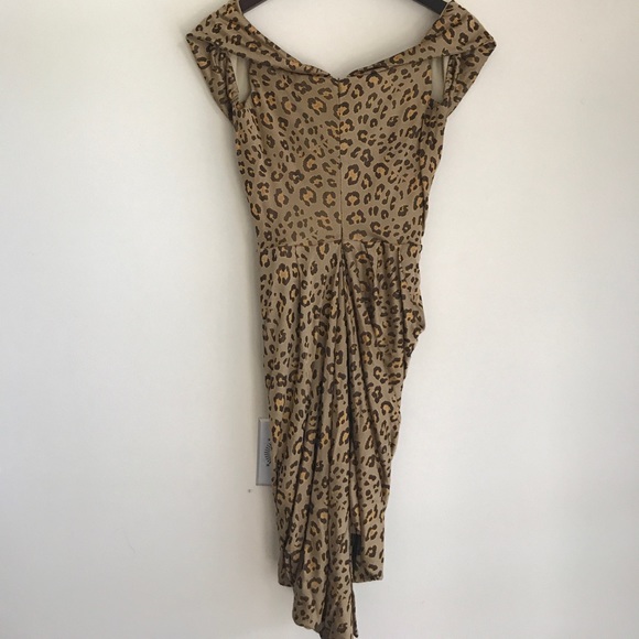 Women's dress - Picture 4 of 5