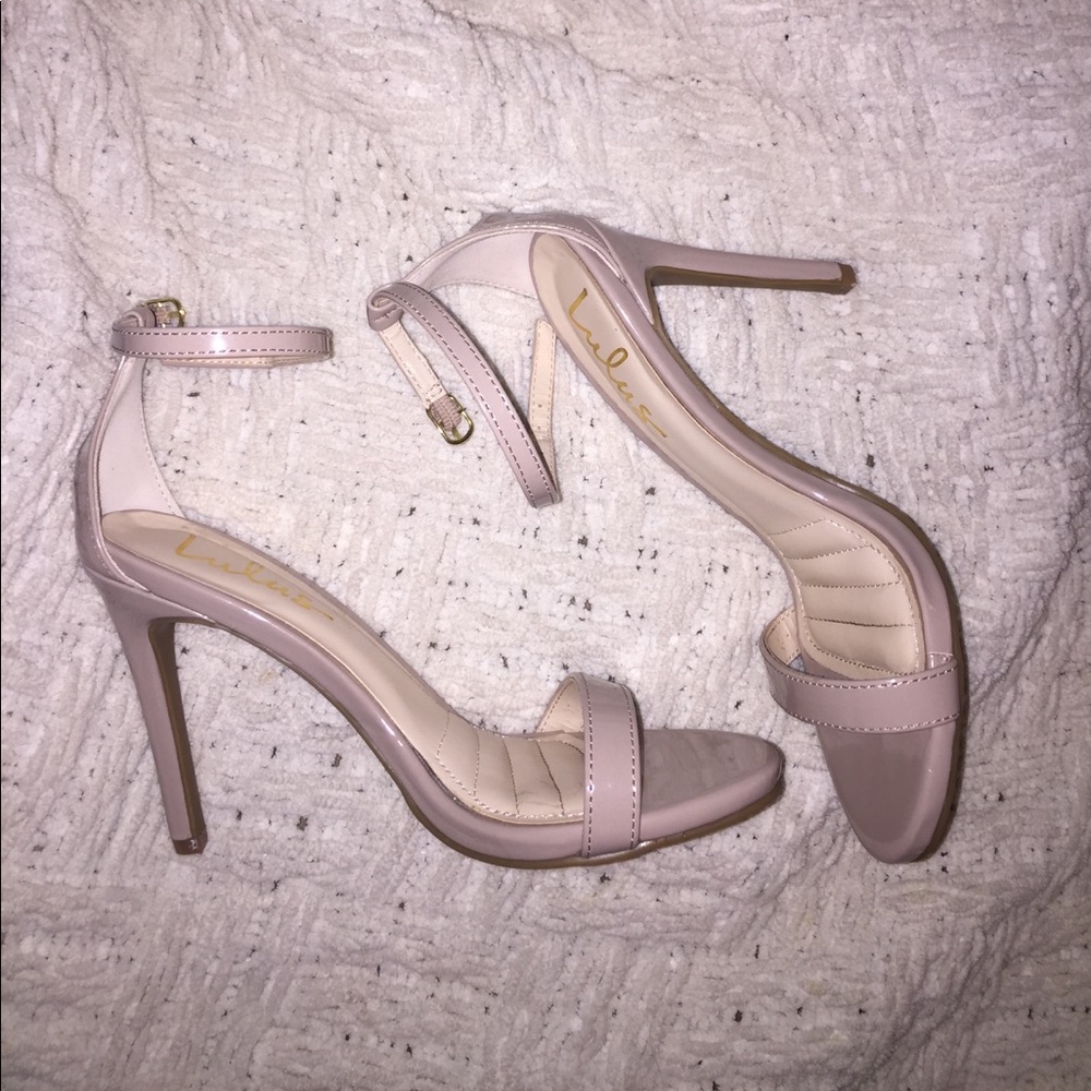 Nude strappy heels!