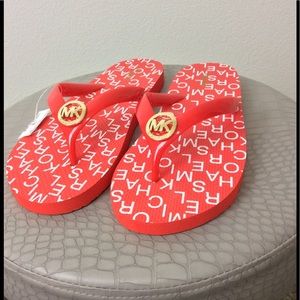 Michael Kors Thong Sandal Size 9