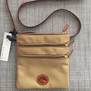 Dooney & Bourke cross body