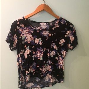 Floral flowy shirt
