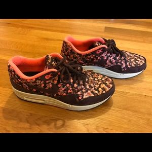 Nike Air polka dot sneakers