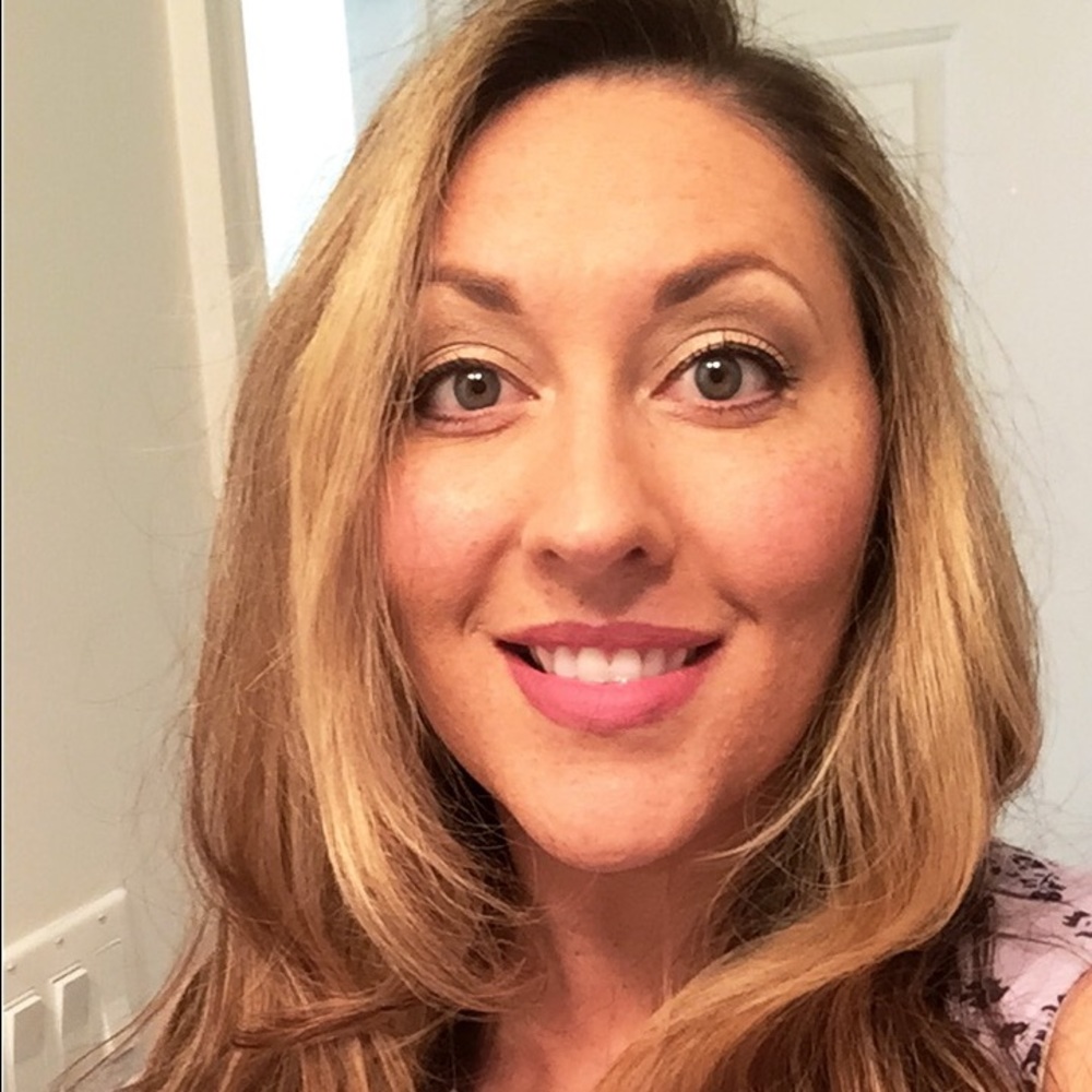 Meet your Posher, Cassandra