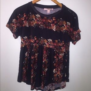 Flowy flower shirt