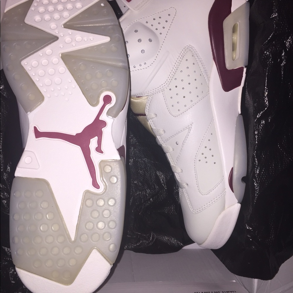 Jordan Maroon 6 - Picture 2 of 5