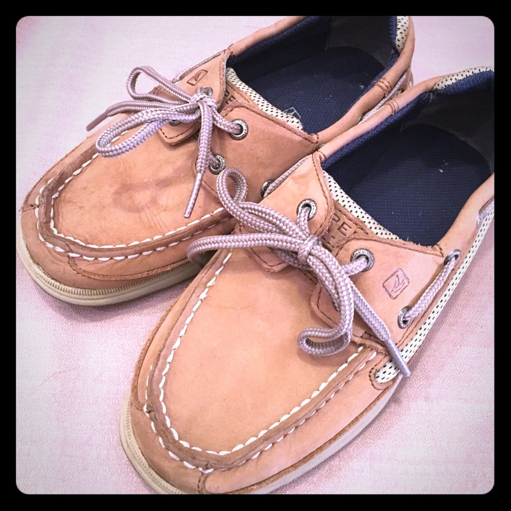 BOYS SPERRY BOAT SHOES size 1.5M