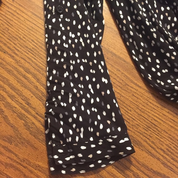 Old Navy blouse - Picture 6 of 7