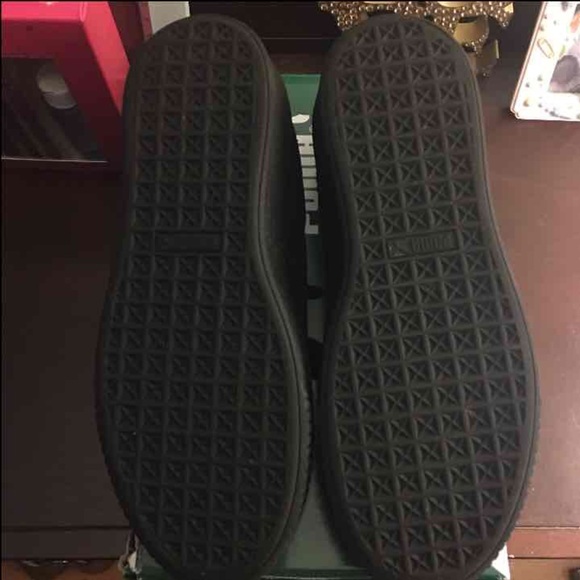 Women pumas - Picture 4 of 4