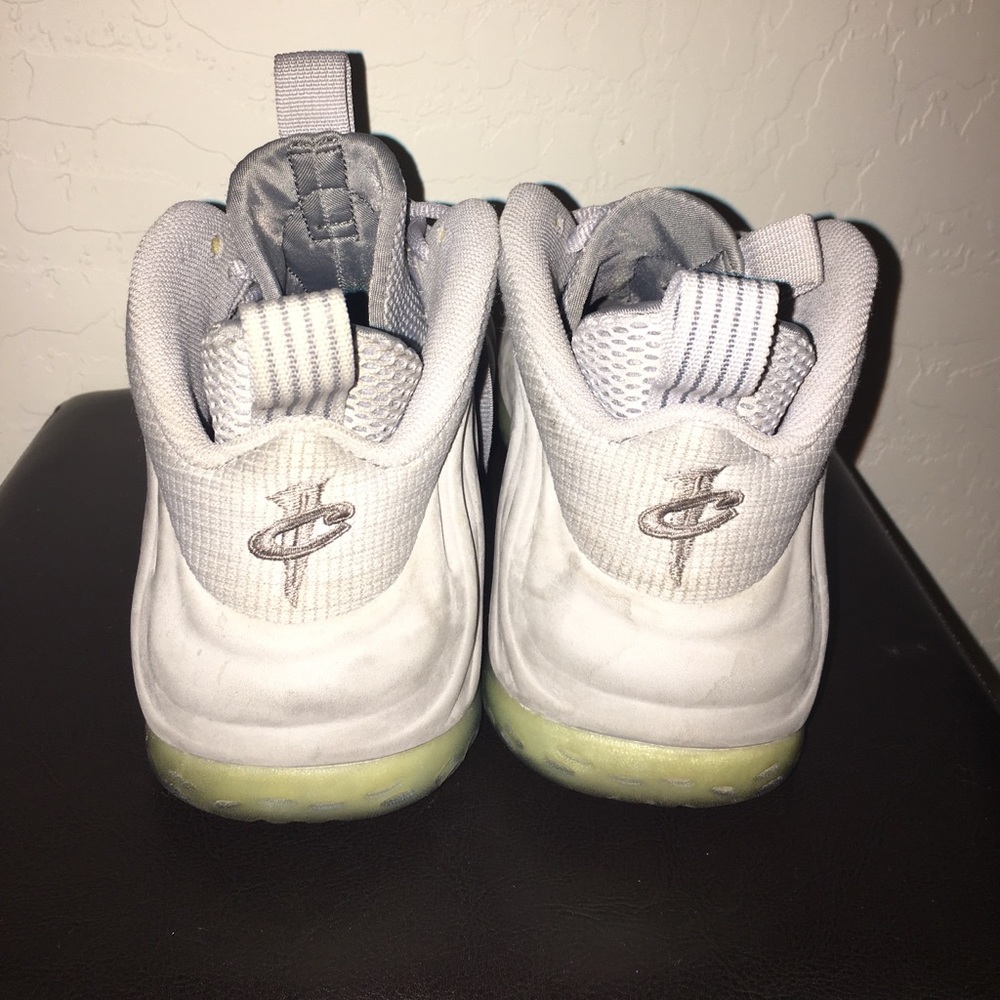 Foamposite - Picture 2 of 2