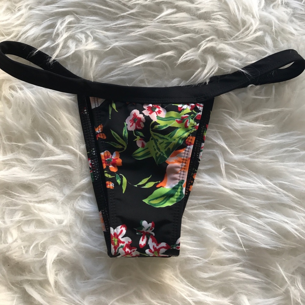 Brazilian bikini - NWOT 🇧🇷