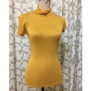 Short Sleeve Turtleneck