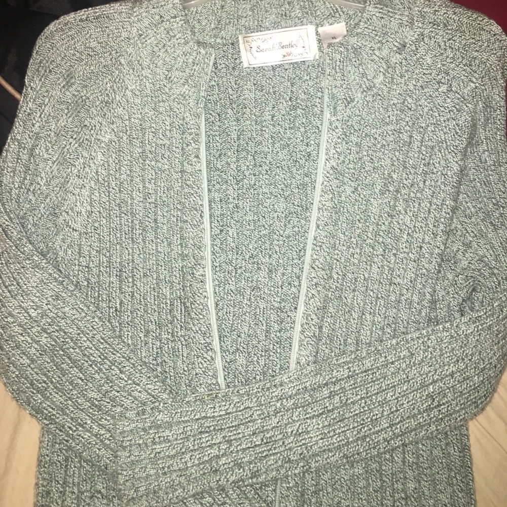 Women's sweater