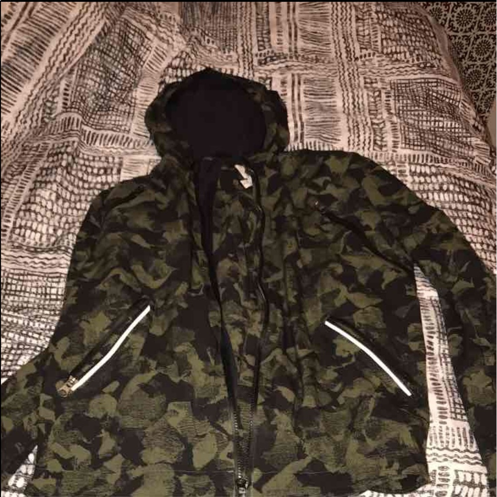 Authentic lululemon jacket