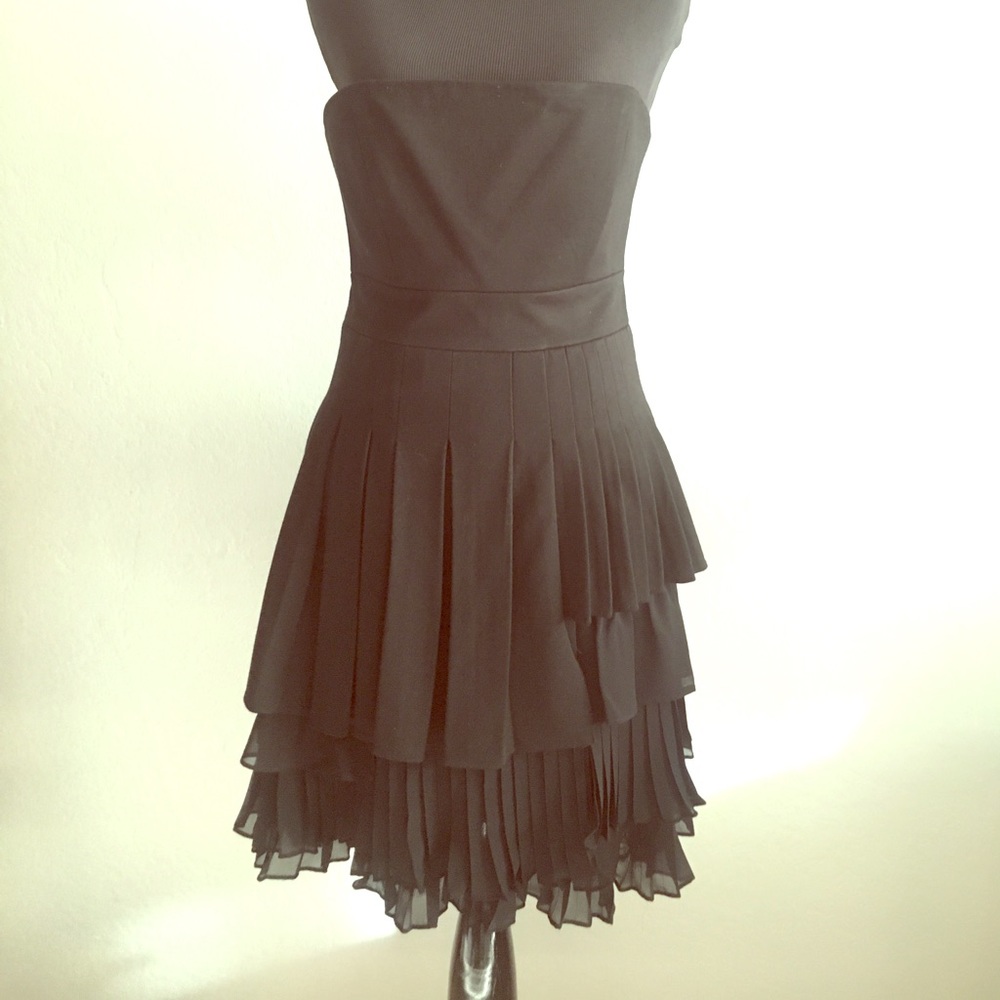 NWT Cynthia Steffe Black Layered Pleated Dress