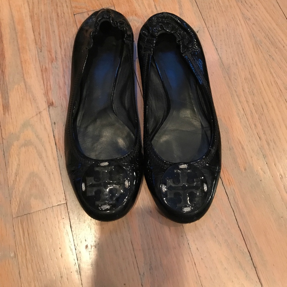 Tory Burch black reva flats