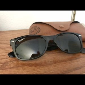 Wayfarer Ray Ban Sunglasses