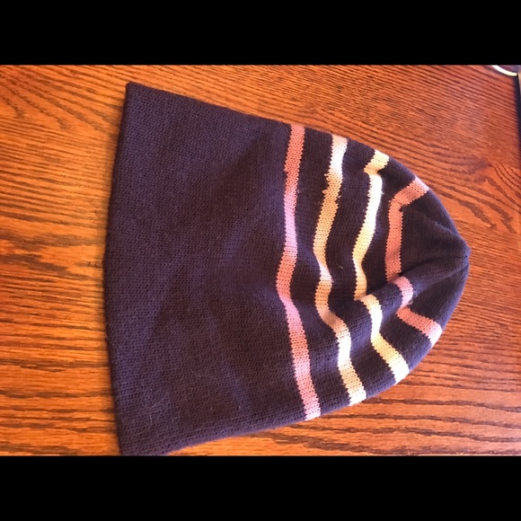 Purple striped beanie - Picture 1 of 1