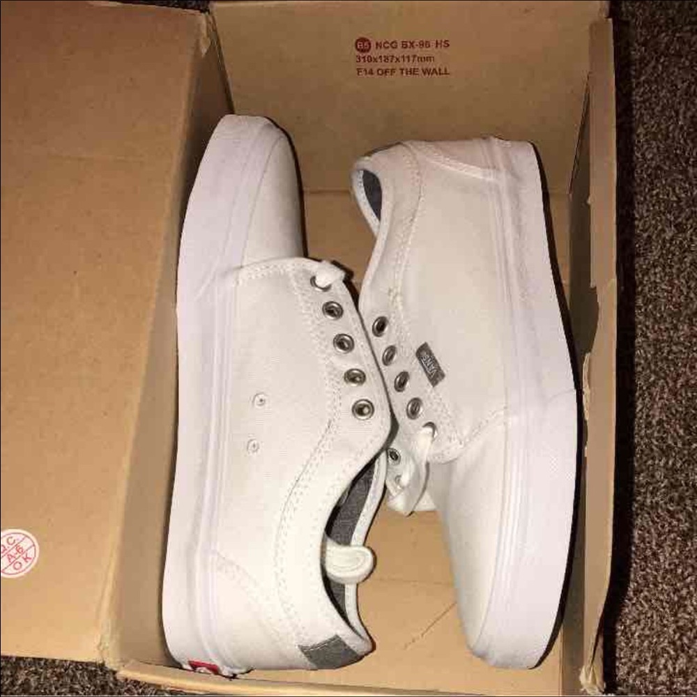 Brand new authentic vans